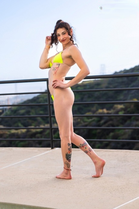 Grooby Girls featuring Saphira Blu Hot Pictures
